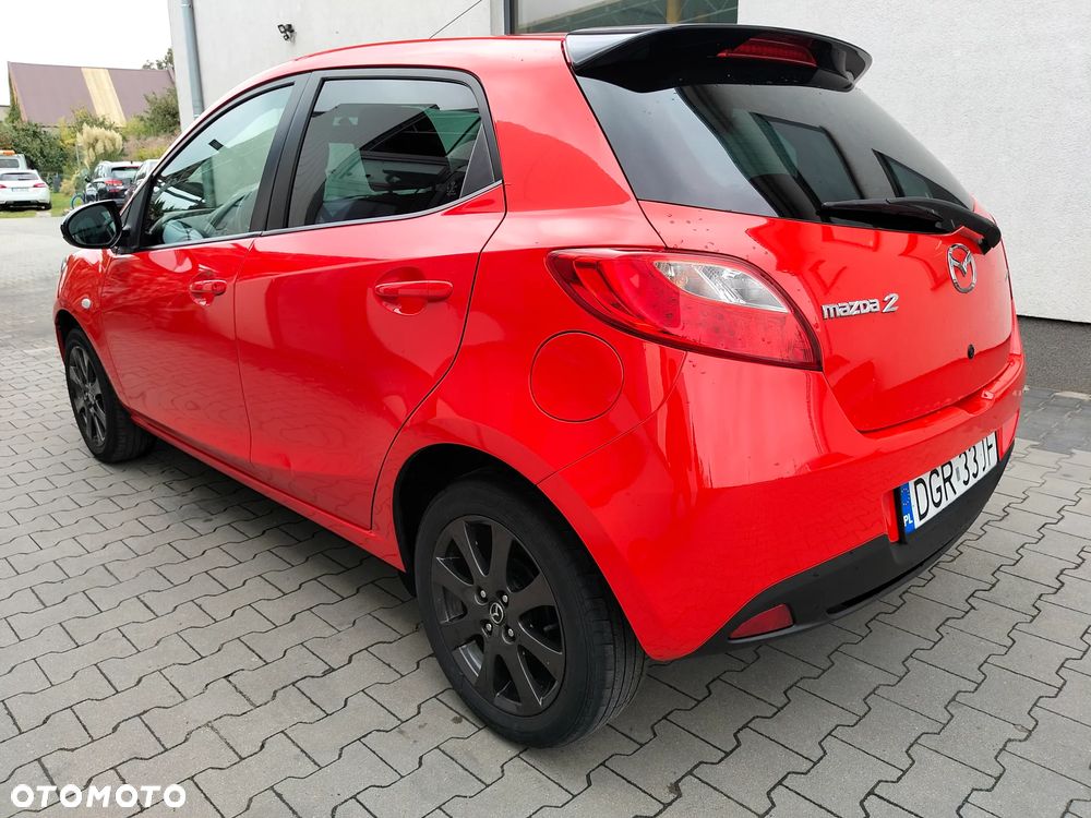 Mazda 2 - 5