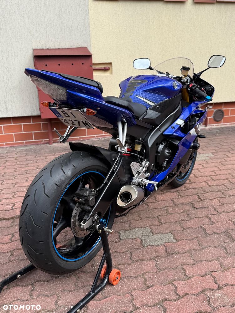 Yamaha R6 - 2