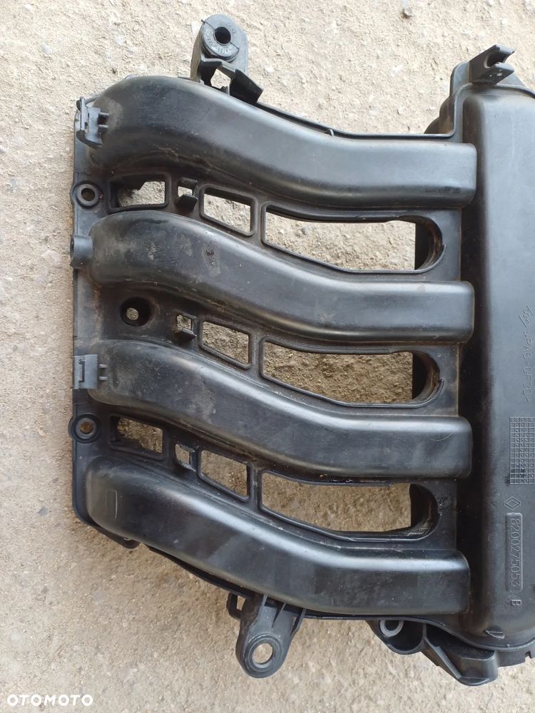 KOLEKTOR SSĄCY 8200275053 RENAULT CLIO III SCENIC MAGENE 1.6 BENZYNA - 2