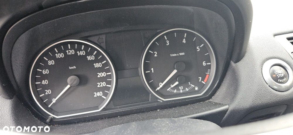 BMW 1 E87 116i 04 - 07 - MCPHERSON PRZÓD LEWY PRAWY - 14