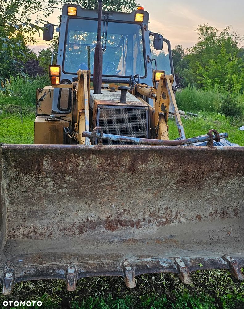 Komatsu FAI 262 - 8