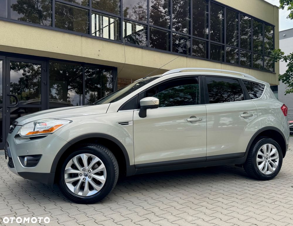 Ford Kuga 2.0 TDCi 4x4 Titanium - 4