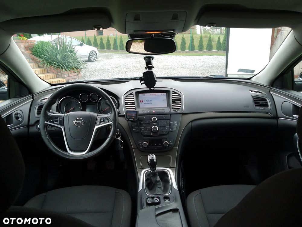 Opel Insignia - 11