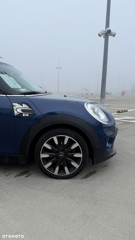 MINI Cooper Standard - 4
