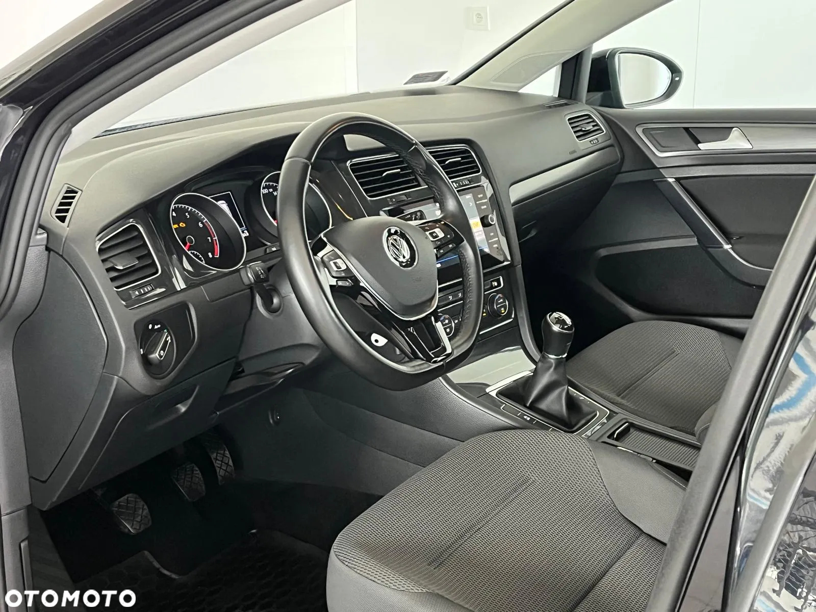 Volkswagen Golf VII 1.4 TSI BMT Comfortline - 10