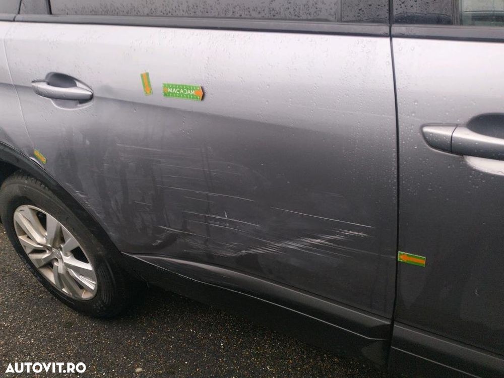 Peugeot 5008 PureTech 130 EAT8 Stop & Start Active Business-Paket - 13