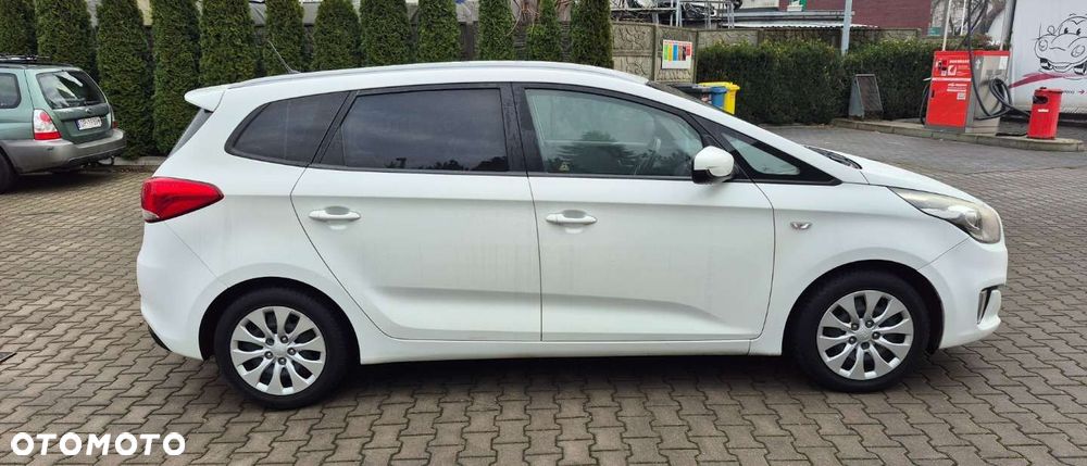 Kia Carens 1.7 CRDi 115 Dream Team Edition - 5