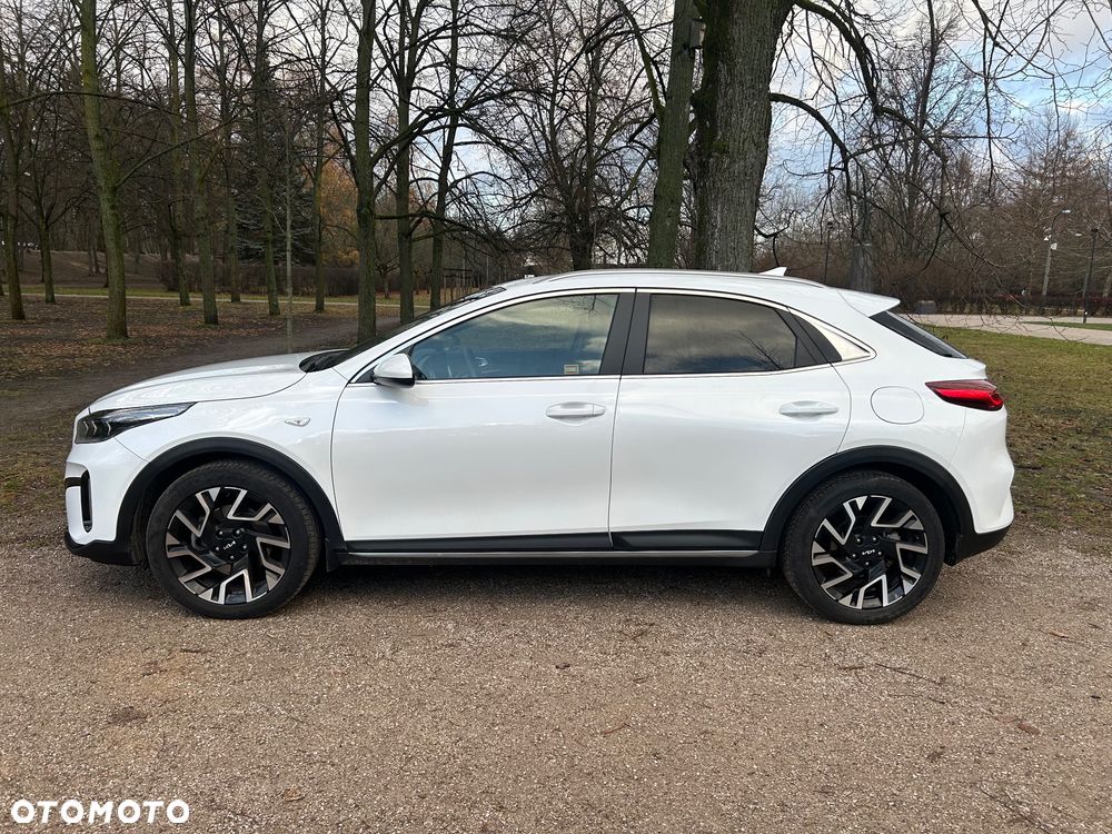 Kia XCeed 1.5 T-GDI M - 4
