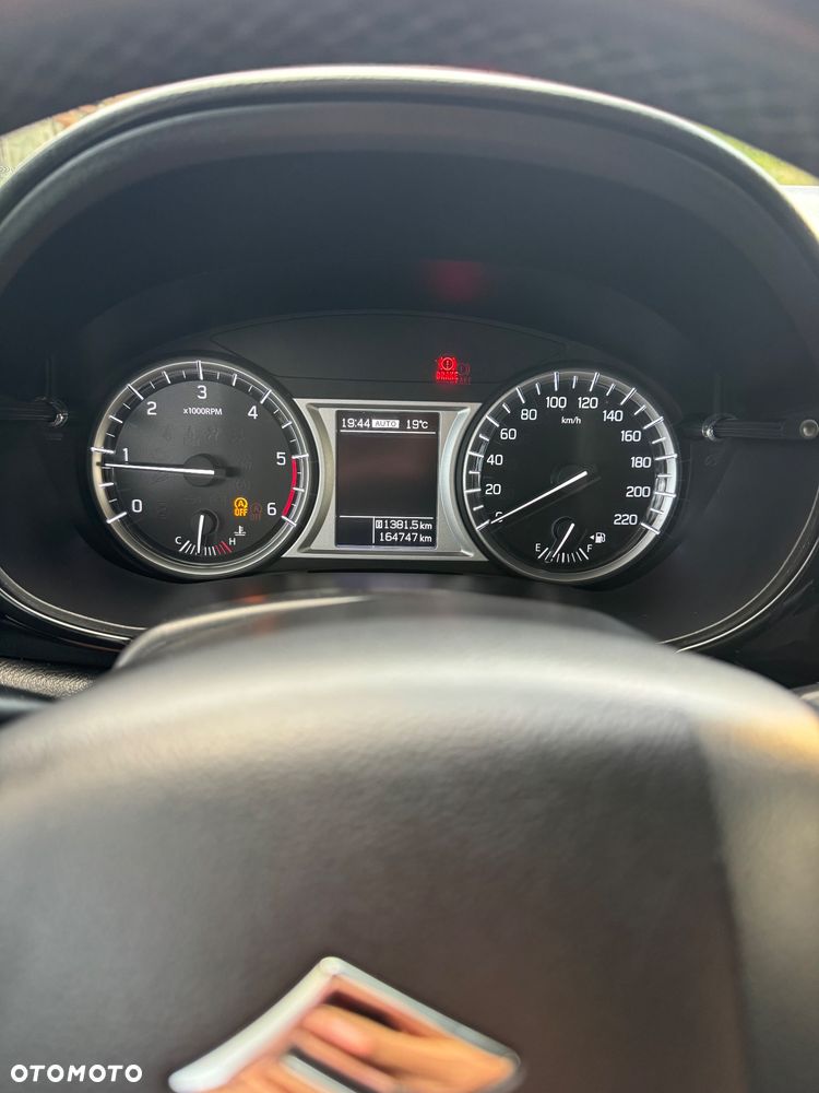 Suzuki Vitara 1.6 DDiS (4x4) Allgrip Comfort - 12