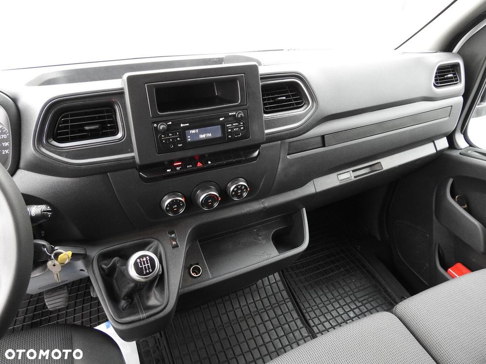 Renault MASTER PLANDEKA 10 PALET WEBASTO TEMPOMAT KLIMATYZACJA LEDY PNEUMATYKA  165KM - 32