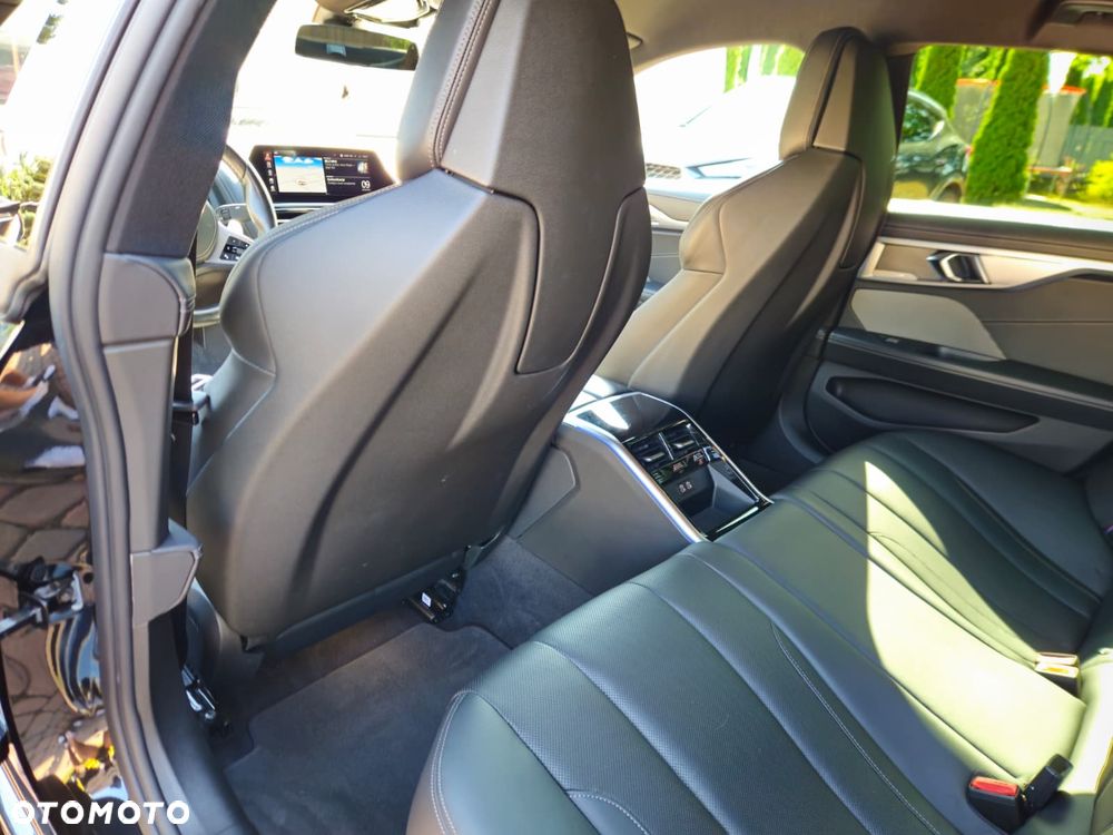 BMW Seria 8 840d xDrive - 13