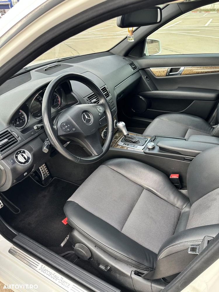 MERCEDES-BENZ C-Class 2010 — imagine 9