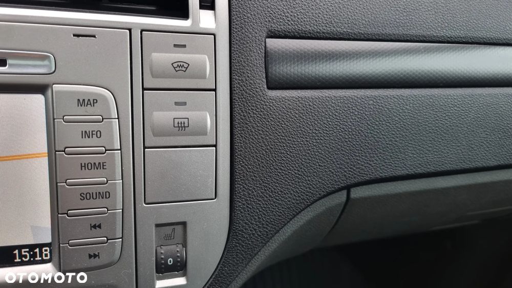 Ford Kuga 2.0 TDCi 4x4 Titanium - 31