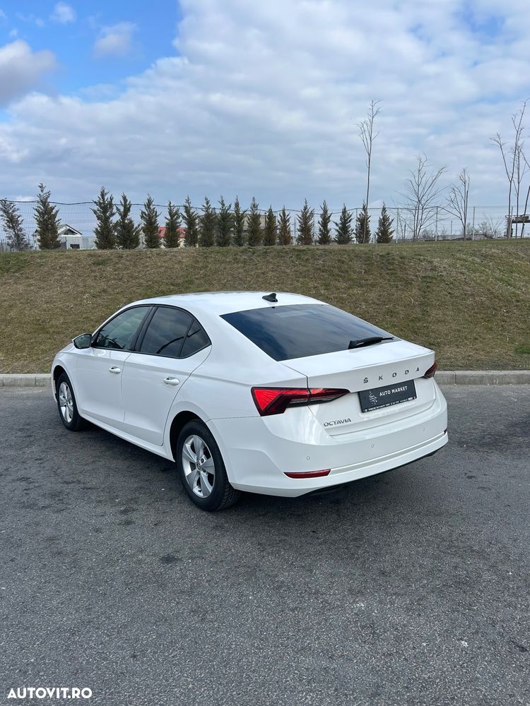 Skoda Octavia 2.0 TDI Ambition - 3