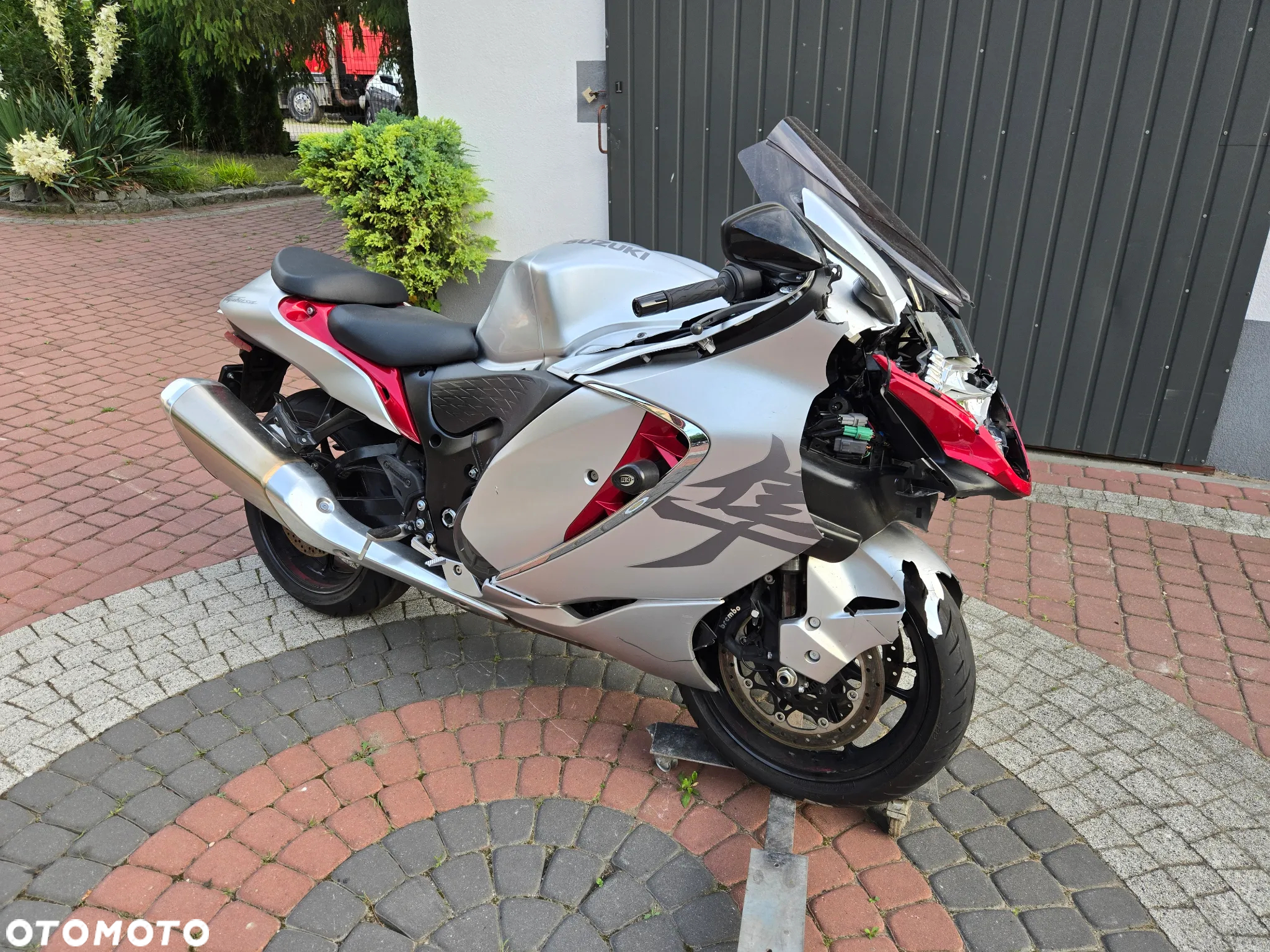 Suzuki Hayabusa - 2