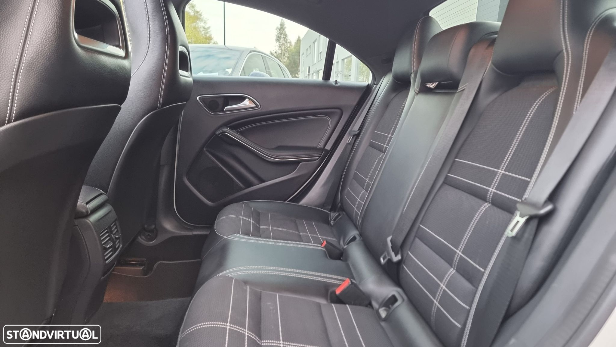 Mercedes-Benz CLA 200 CDi Urban - 30