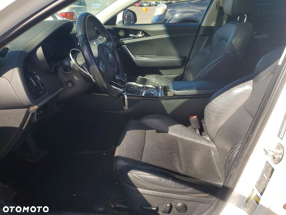 Kia Stinger 2.0 T-GDI GT Line - 8