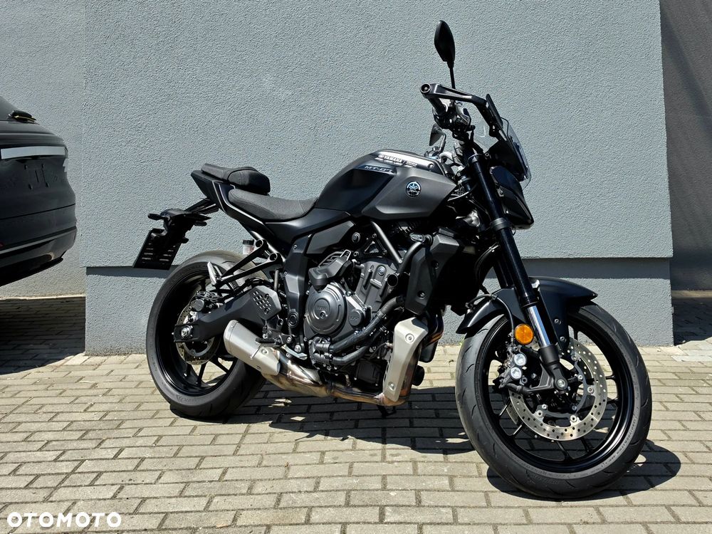 Yamaha MT - 6