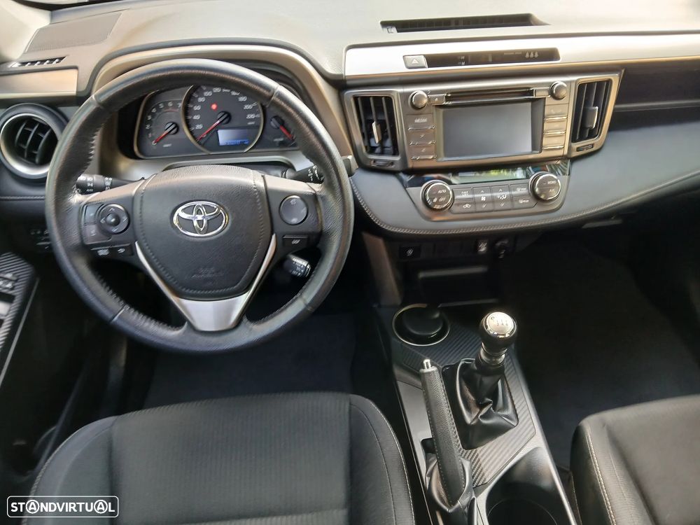 Toyota RAV4 2.0 D-4D Comfort - 7