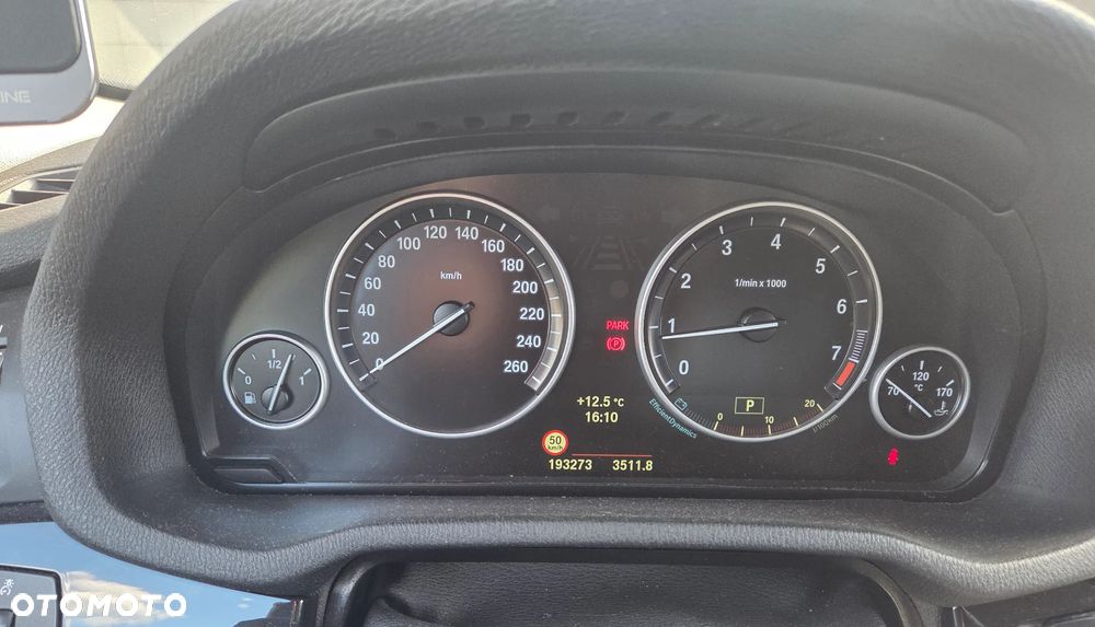 BMW X3 28i xDrive - 2