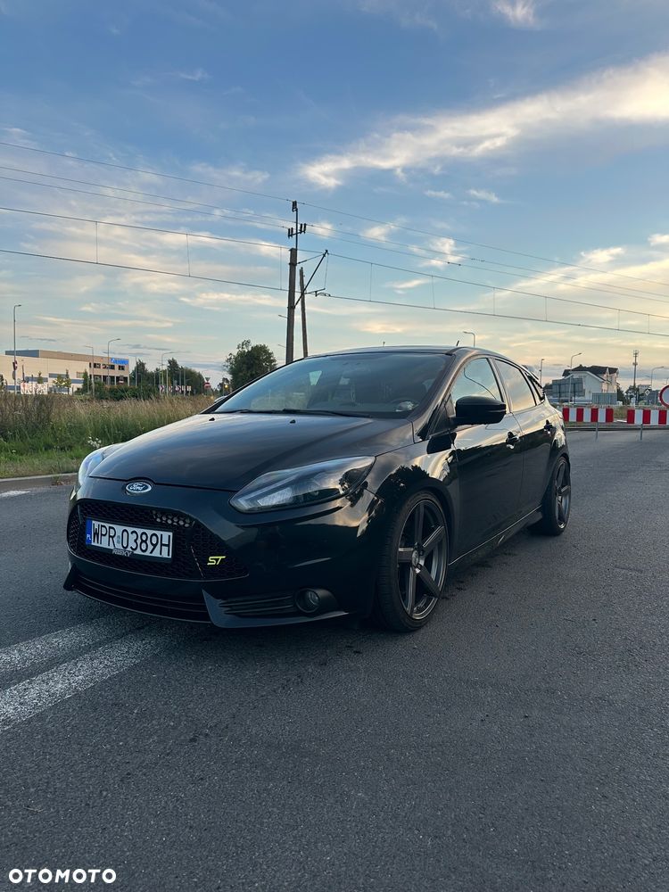 Ford Focus 2.0 EcoBoost ST - 1