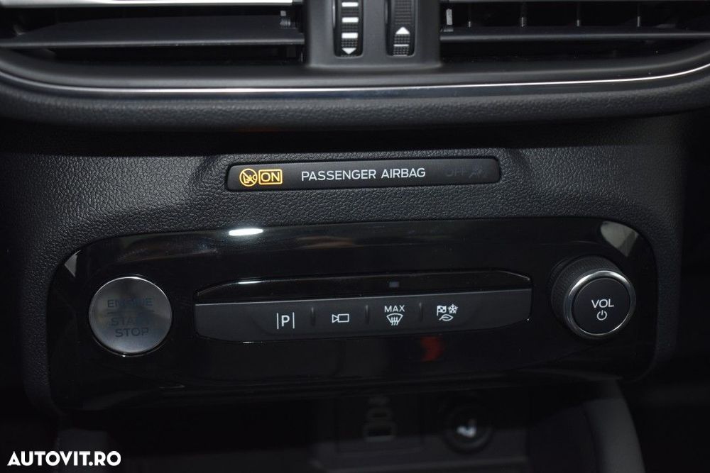 Ford Kuga 2.5 Duratec FWD PHEV Active X - 32
