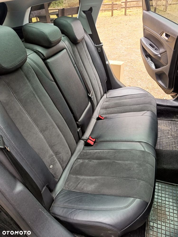 Peugeot 308 1.6 BlueHDi Allure S&S - 10