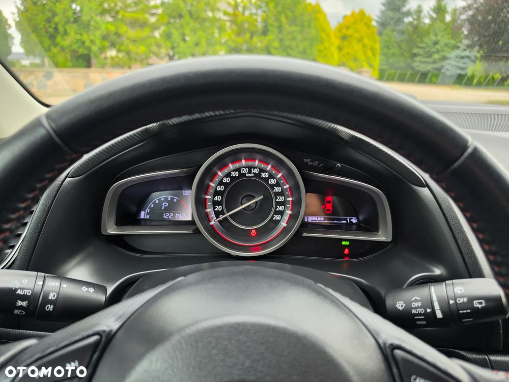 Mazda 3 SKYACTIV-G 120 Automatik Exclusive-Line - 32