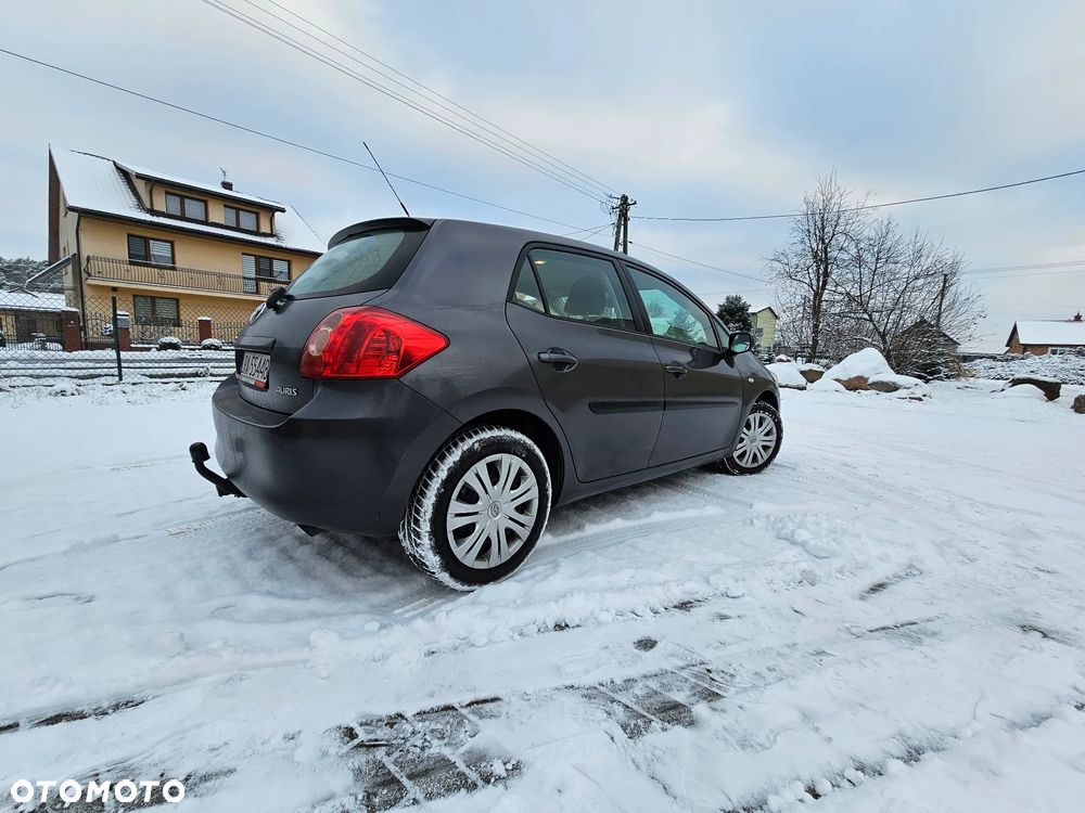 Toyota Auris 1.6 VVT-i Team - 2