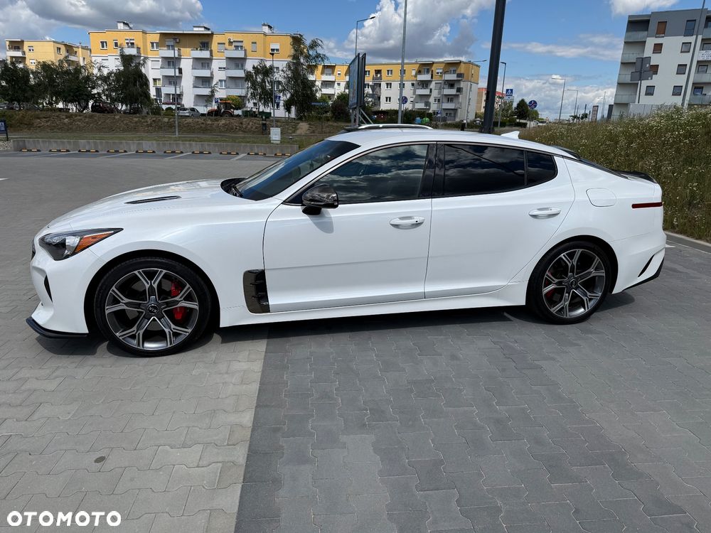 Kia Stinger 2.0 T-GDI GT Line - 2