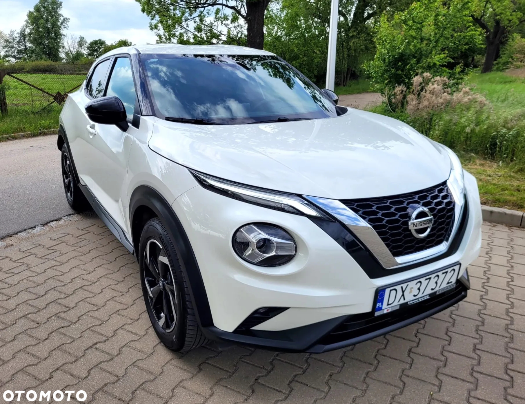 Nissan Juke 1.0 DIG-T N-Connecta - 2