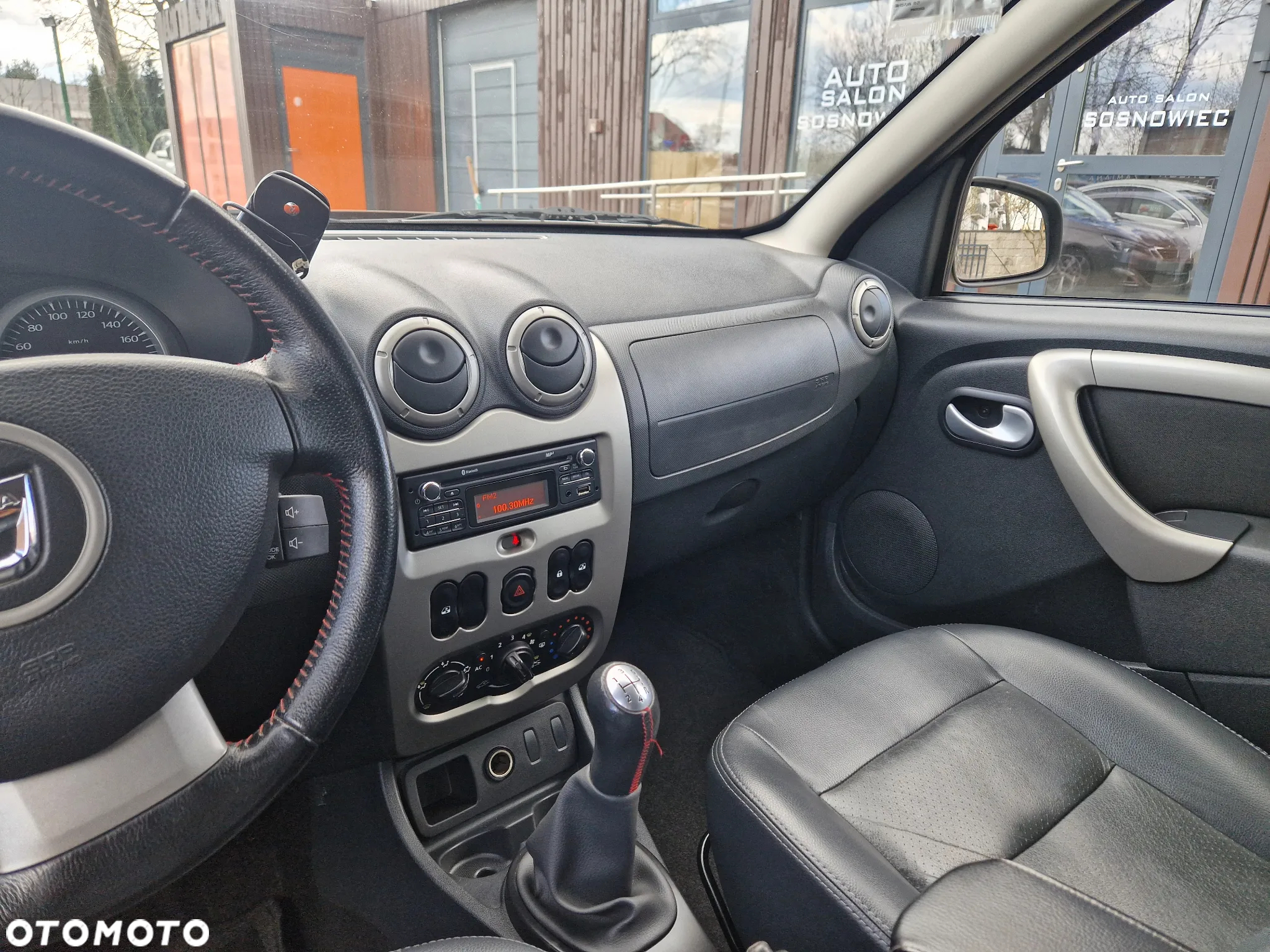 Dacia Duster 1.6 16V 4x2 Prestige - 25