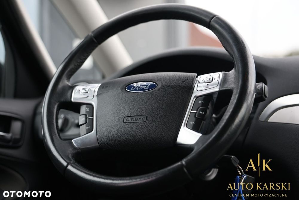 Ford S-Max - 27