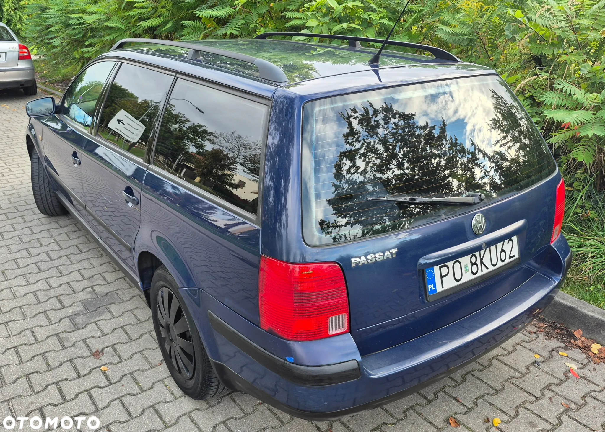 Volkswagen Passat 1.6 Trendline - 3