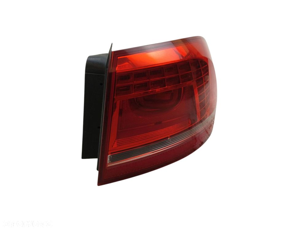 LAMPA PRAWY TYŁ LED VW PASSAT B7 KOMBI (10-14) 3AF945310 - 1