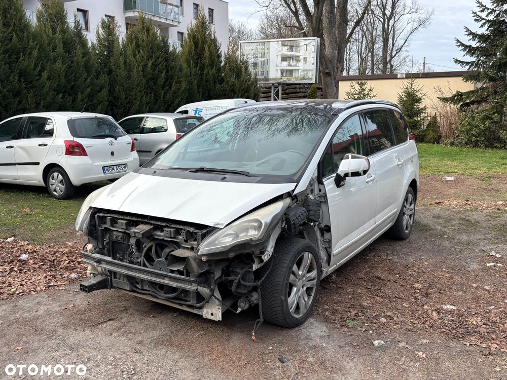 Peugeot 5008 e-HDI FAP 115 EGS6 Stop&Start Business-Line - 1