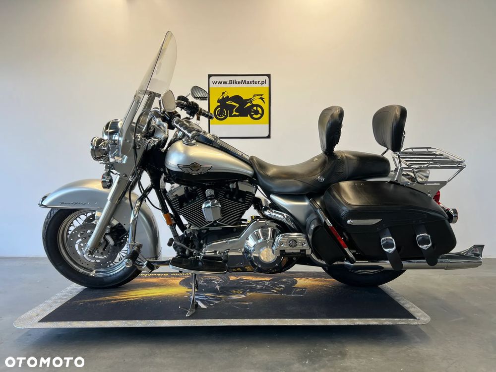 Harley-Davidson Touring Road King - 2