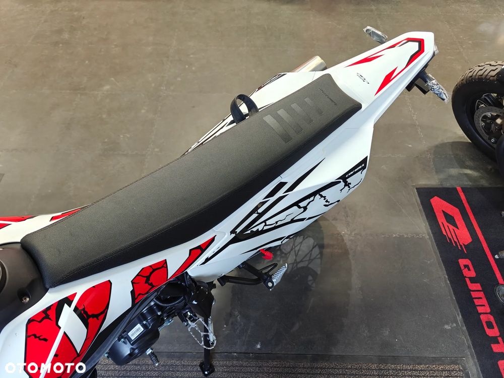 QJMOTOR COV 125X - 10