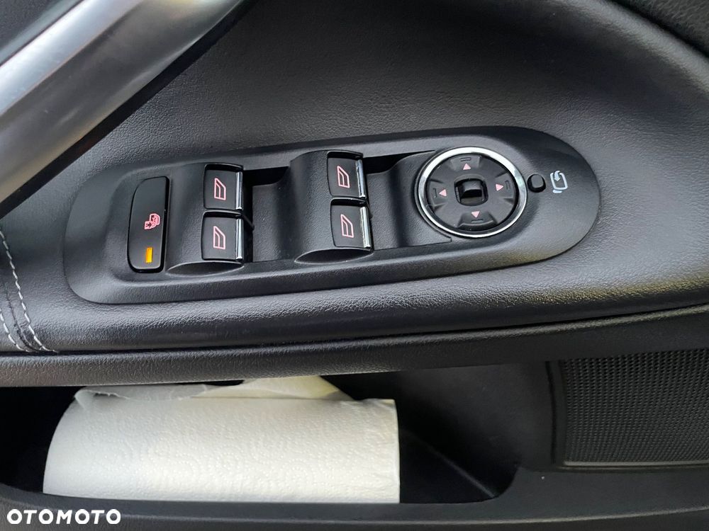 Ford Mondeo 2.0 TDCi Titanium X - 18