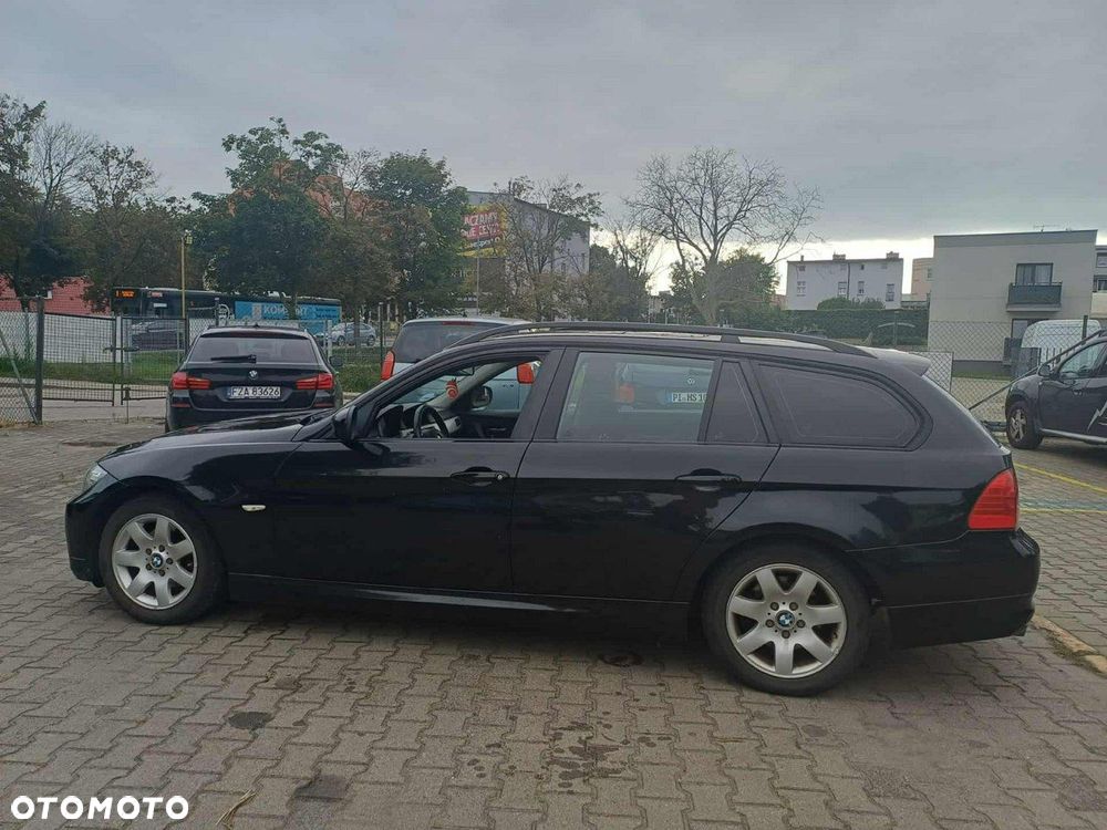 BMW Seria 3 318i Touring Edition Lifestyle - 22