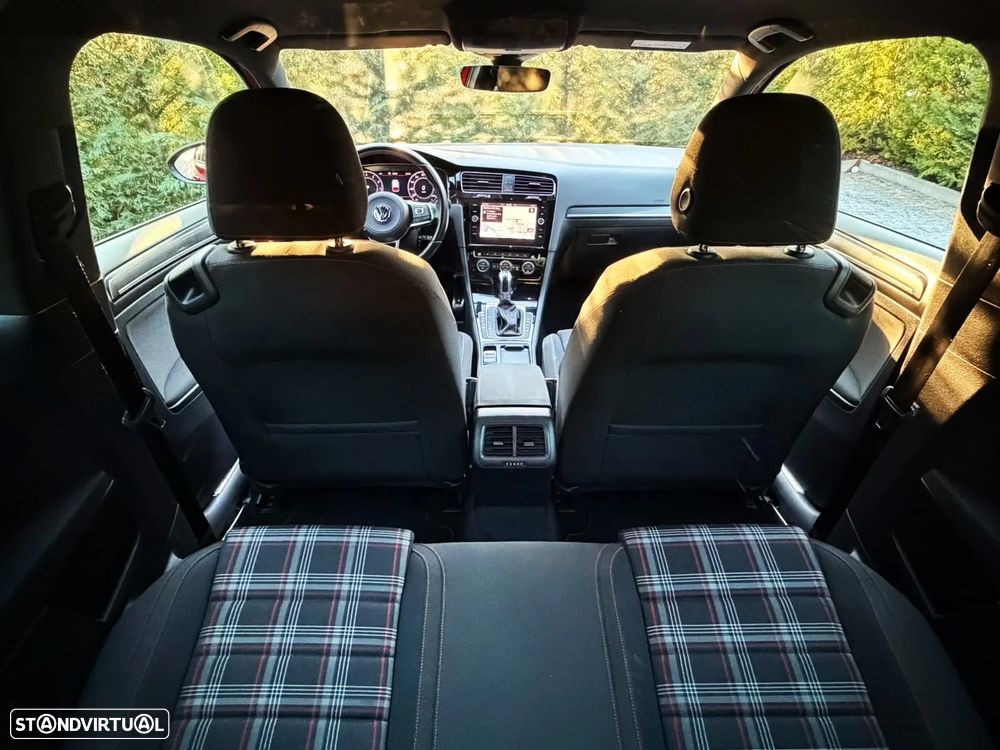 VW Golf 2.0 TSI GTI DSG - 20