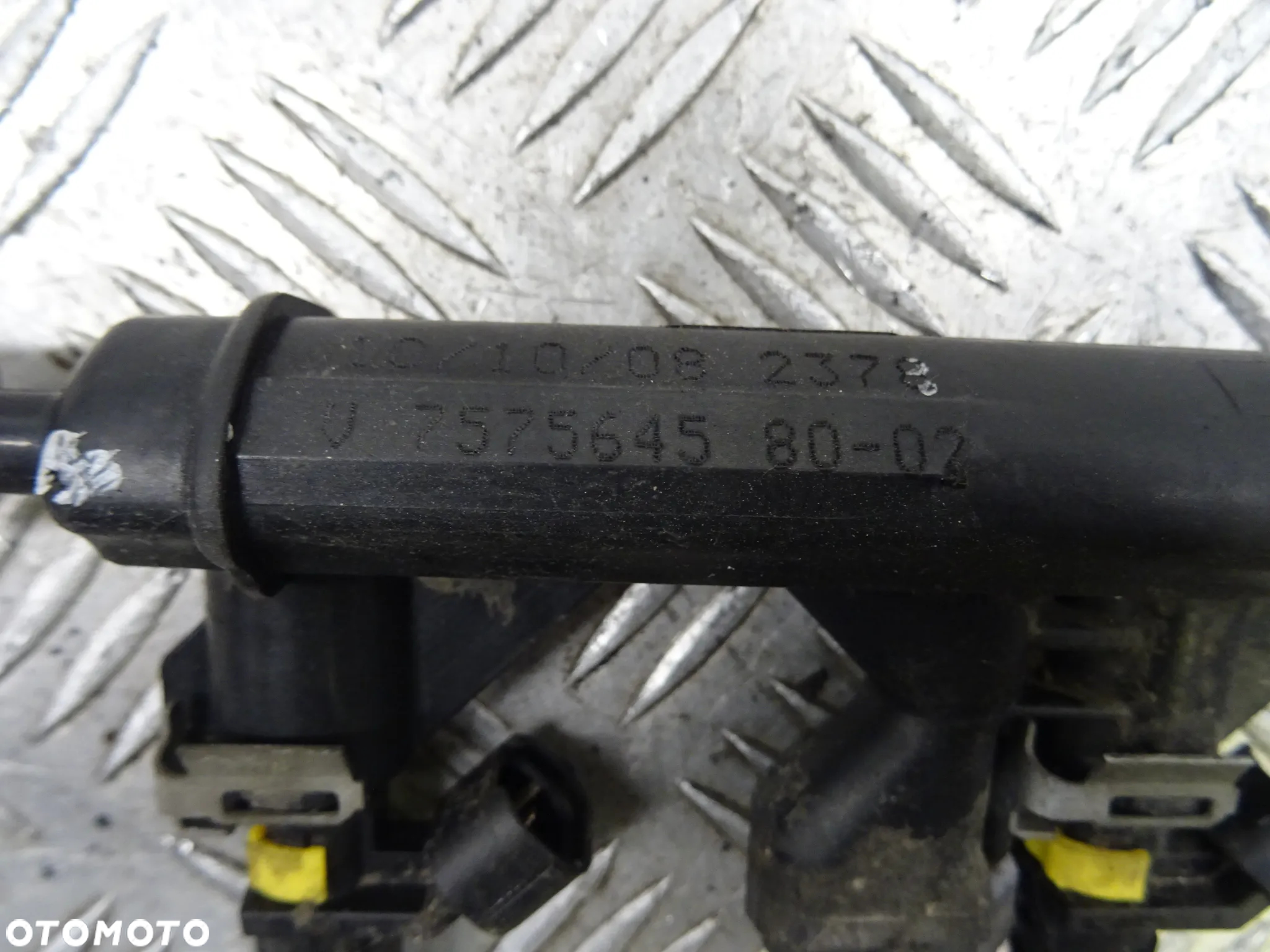 PEUGEOT 207 1.6B LISTWA WTRYSKOWA V7575645 - 5
