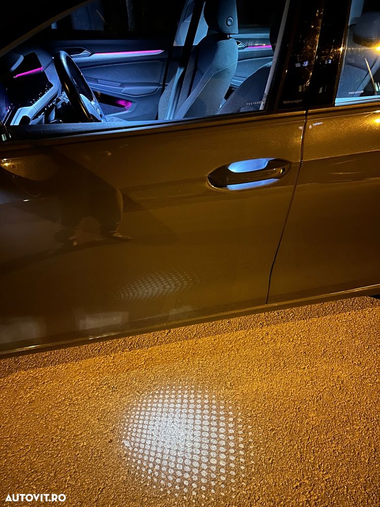 Volkswagen Golf - 22