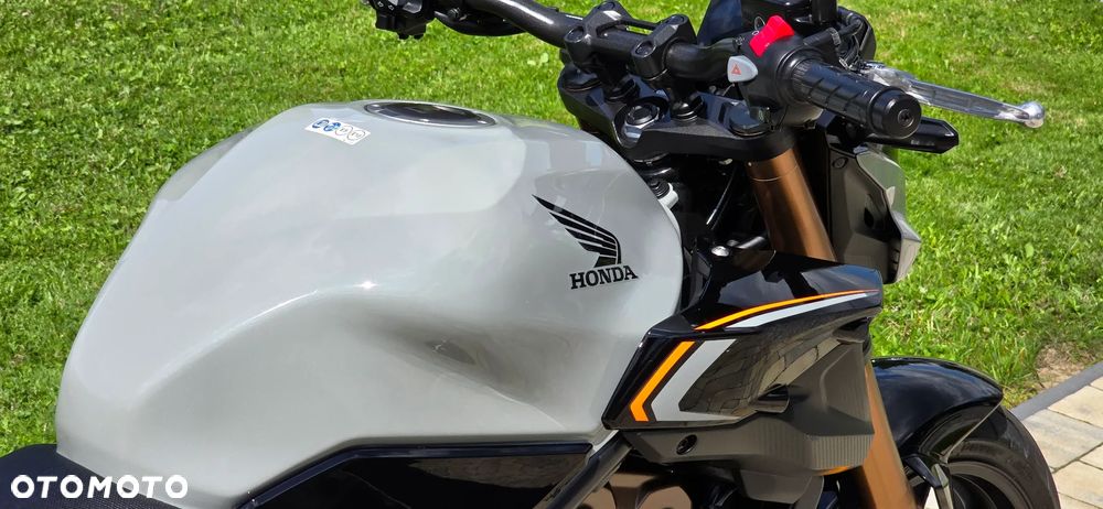 Honda CB - 26