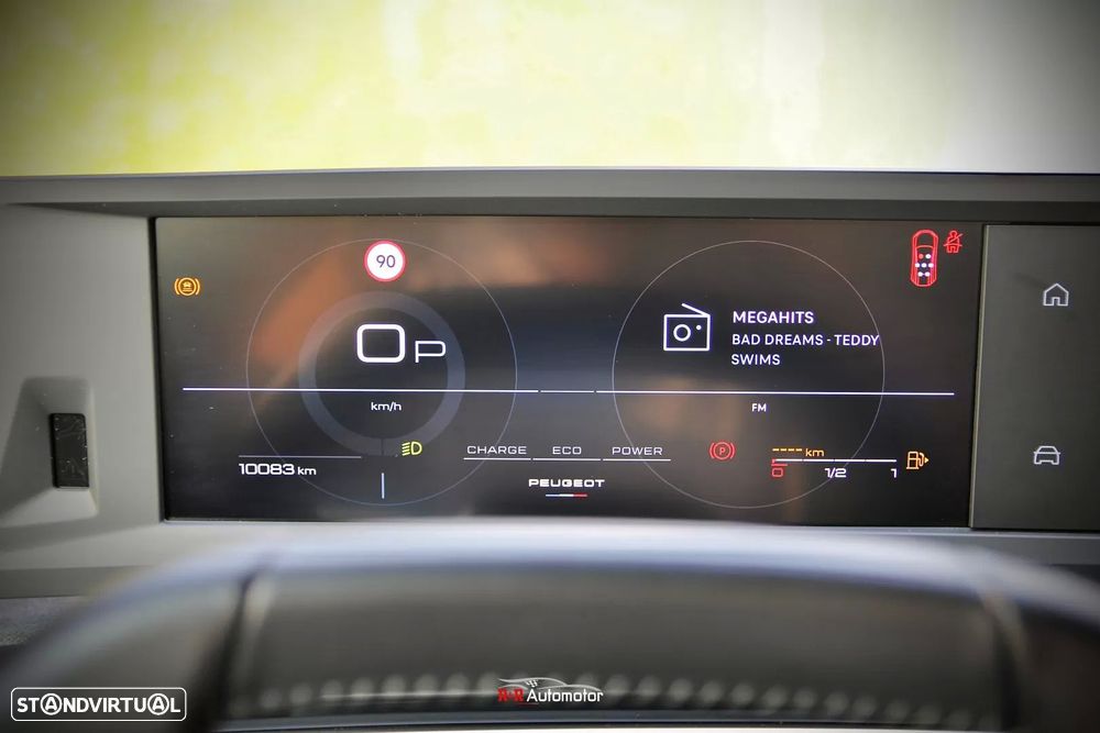 Peugeot 5008 1.2 Hybrid Allure e-DCS6 - 23