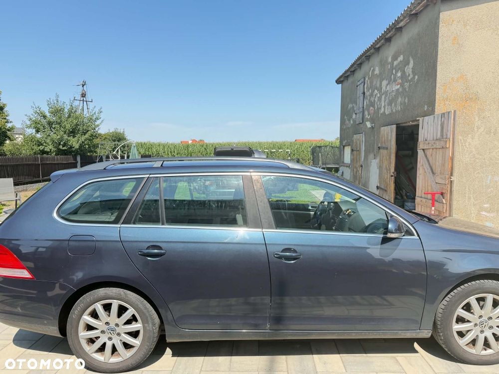 Volkswagen Golf - 3