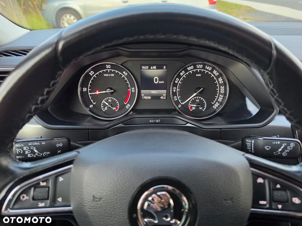 Skoda Superb - 16