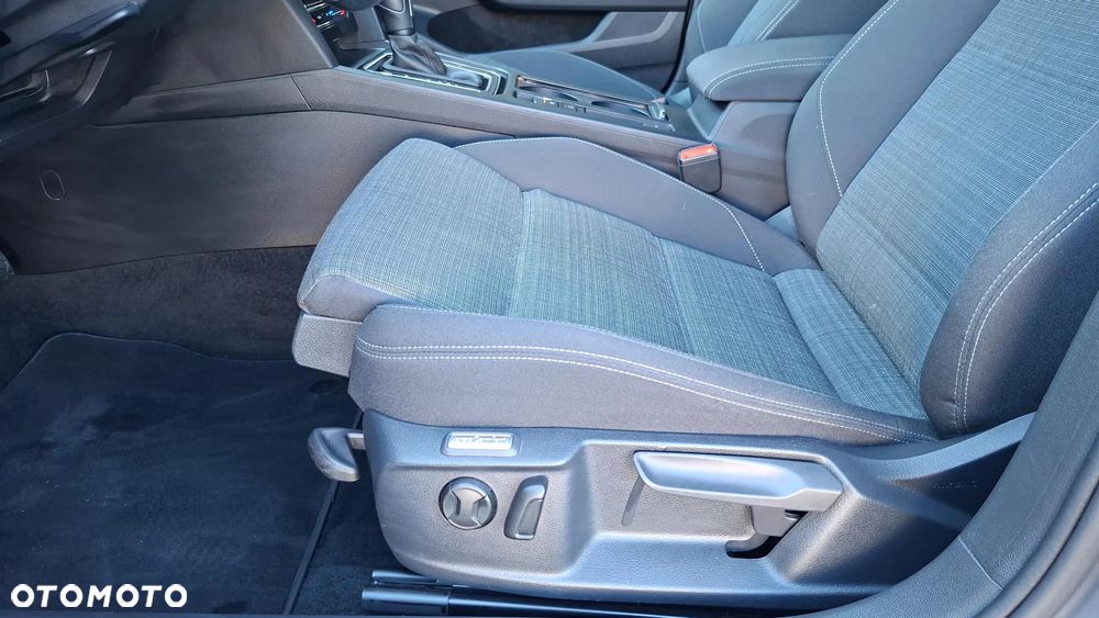 Volkswagen Passat 2.0 TDI EVO Business DSG - 13