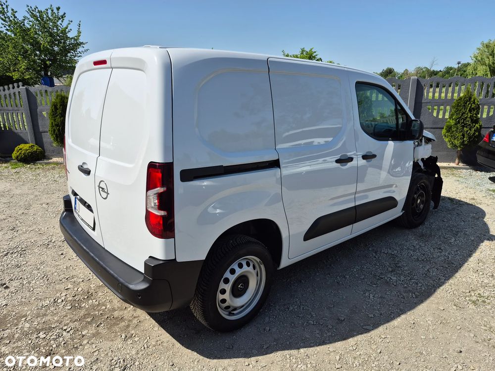 Opel COMBO - 4