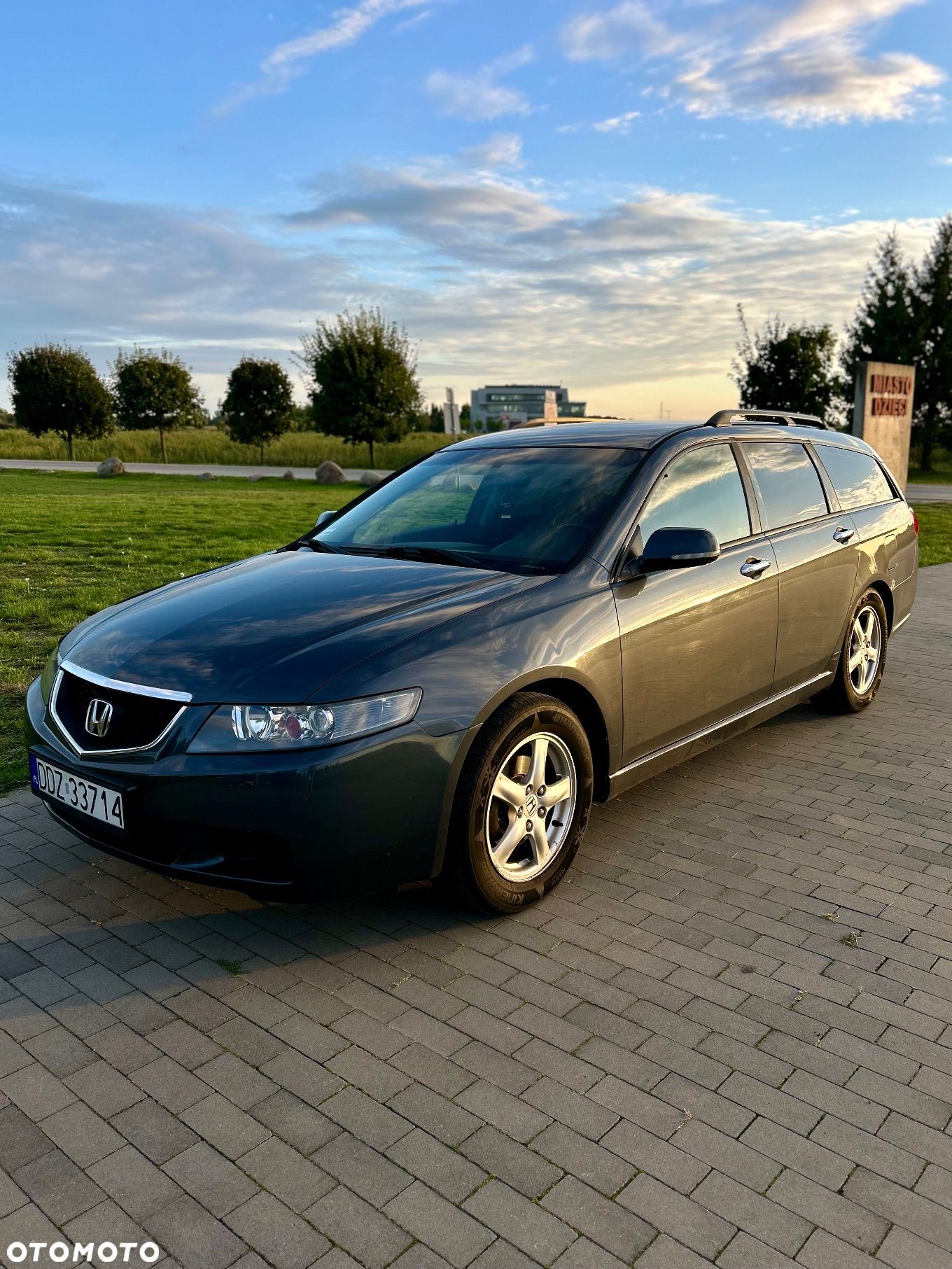 Honda Accord 2.0 Executive - 1